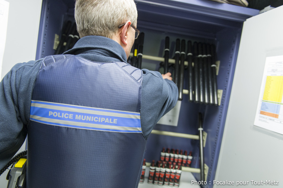 La Police Municipale dispose également de gilets pare-balles, qui leur permettent d'être protégé contre les armes de poing.