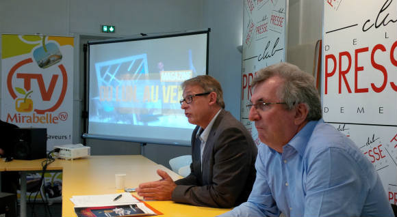 Didier Bailleux (DG) et Jean Stock (actionnaire) de Mirabelle TV, présentent la grille de rentrée ce mardi 8 septembre 2015 au club de la presse. Photo : Mirabelle TV.